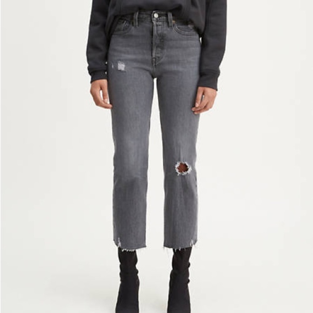 Levi’s Wedgie Straight Distressed Dark Grey Jeans